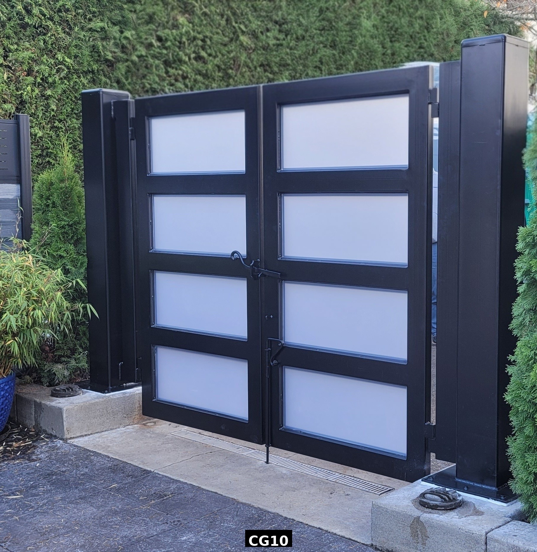 Custom Metal Gates project